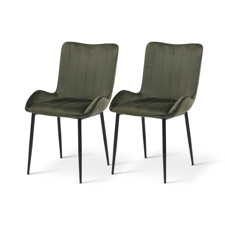 Silla de comedor Edith de OFCASA en tejido beige bouclé con patas de madera maciza - diseño contemporáneo para interiores modernos