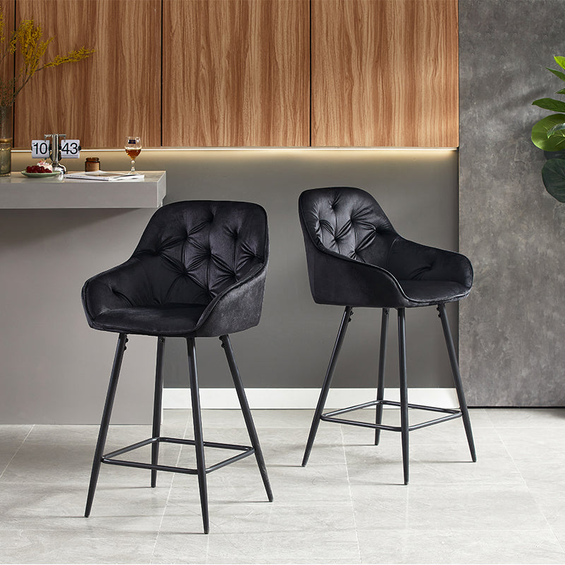 Taburete de barra Keaton en gris con estructura de acero negro, ideal para islas de cocina modernas – OFCASA