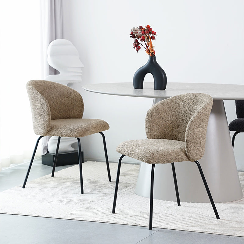 Comedor moderno con sillas Marrón claro OFCASA - Ambiente acogedor 2025