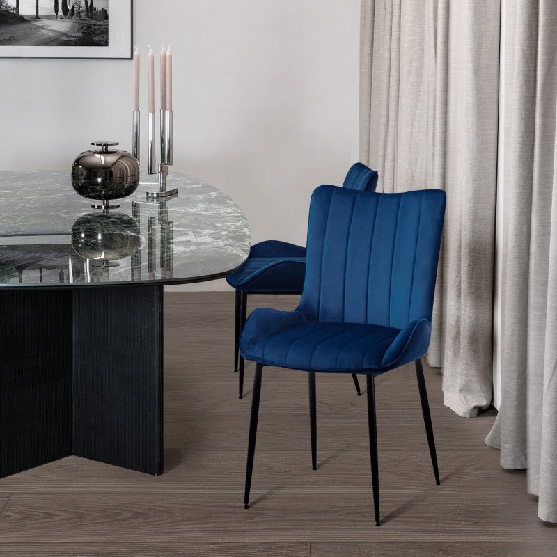 Silla de comedor Edith de OFCASA en tejido beige bouclé con patas de madera maciza - diseño contemporáneo para interiores modernos